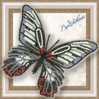 Набор магнит- бабочка для вышивки бисером «Парусник Румянцева».