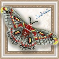 Набор магнит- бабочка для вышивки бисером «Гиалофора кекропия».